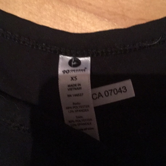 NWOT Activewear top 90DEGREE - Picture 4 of 6